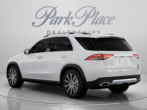 Used 2024 Mercedes-Benz GLE 350 4MATIC image 11