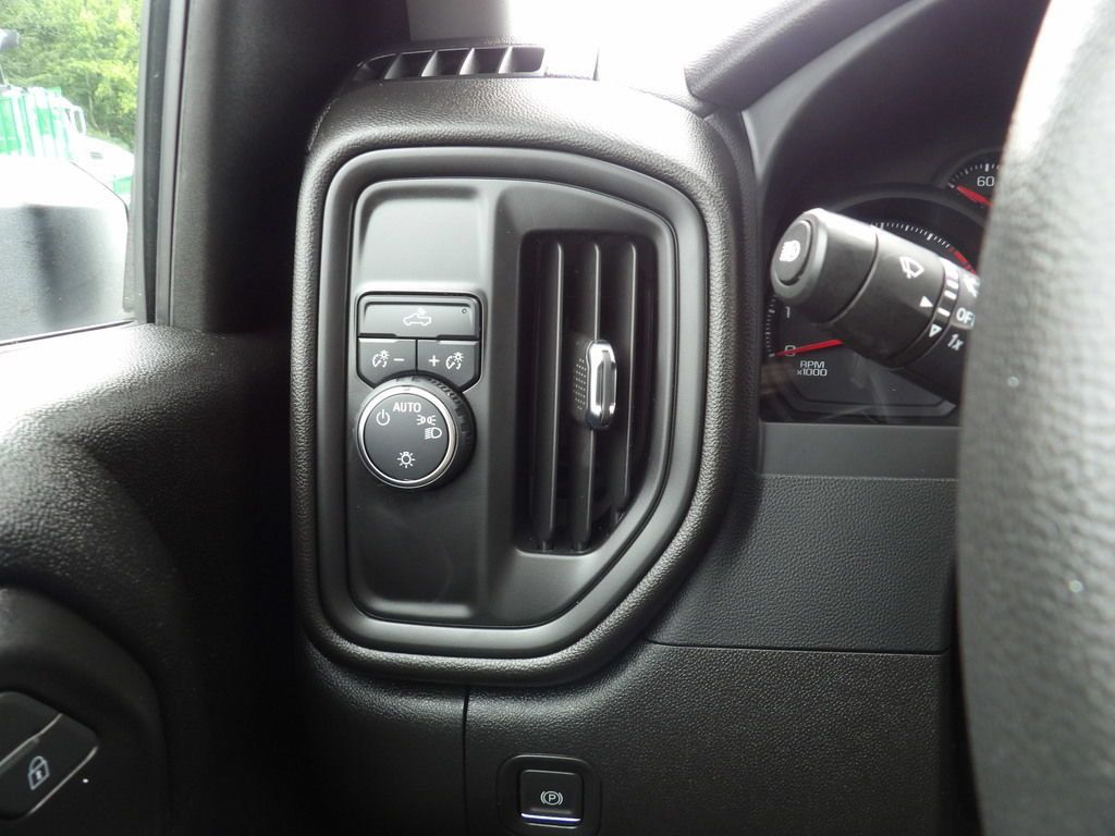 Used 2024 Chevrolet Silverado 2500 W/T w/ WT Convenience Package RWD image 19