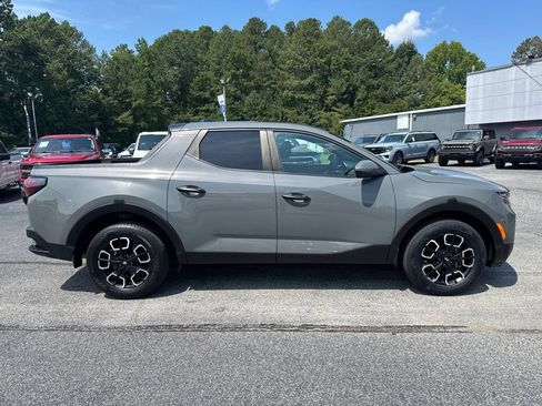Used 2023 Hyundai Santa Cruz SEL AWD/4WD image 6