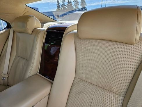 Used 2013 Lexus LS 600h L w/ Executive-Class Seating Pkg AWD/4WD image 15