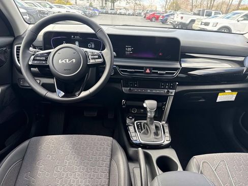 New 2026 Kia Seltos S image 6