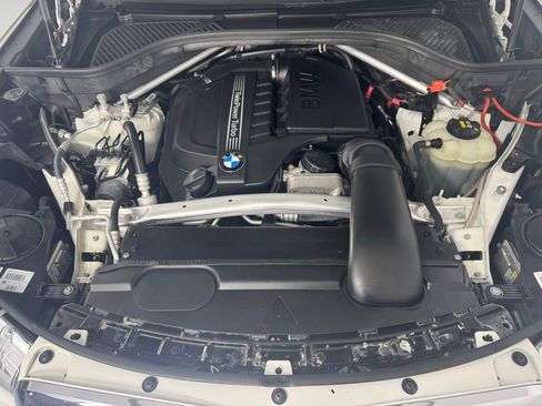 Used 2017 BMW X5 xDrive35i AWD/4WD image 11