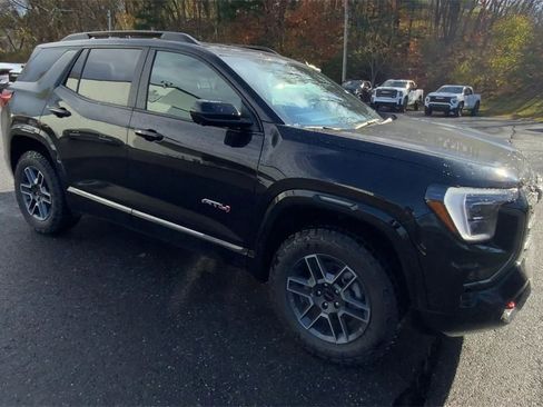 New 2026 GMC Terrain AT4 w/ Technology Package II image 2