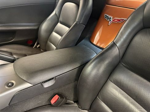 Used 2007 Chevrolet Corvette Convertible w/ Preferred Equipment Group RWD image 26