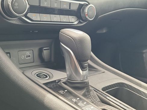 Used 2025 Nissan Sentra S FWD image 27