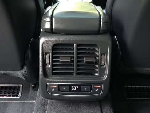 Used 2022 Audi RS e-tron GT w/ Carbon Performance Package AWD/4WD image 16