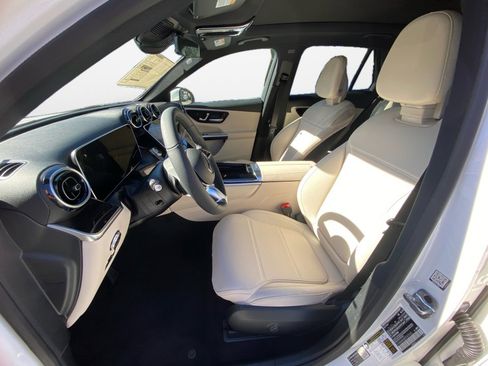 New 2026 Mercedes-Benz GLC 300 4MATIC image 9