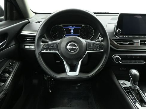 Used 2024 Nissan Altima 2.5 SV image 33