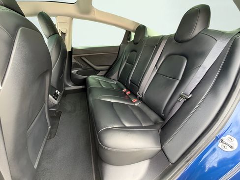 Used 2020 Tesla Model 3 Standard Range Plus RWD image 28