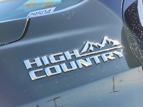 New 2026 Chevrolet Suburban High Country w/ Sun And Tow Package image 7