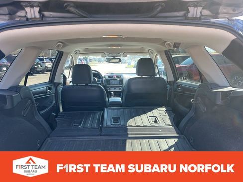 Used 2015 Subaru Outback 2.5i Limited image 9