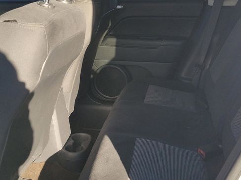 Used 2014 Jeep Compass Sport w/ Power Value Group image 25