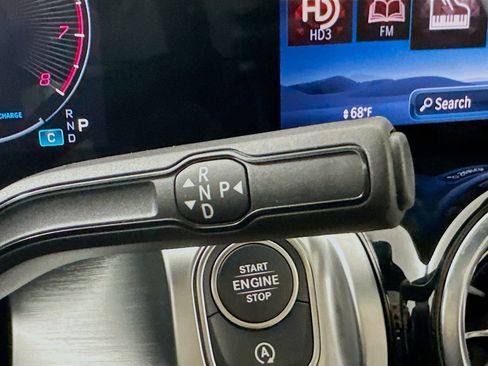 New 2026 Mercedes-Benz GLB 250 4MATIC image 17