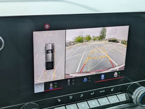 Used 2023 GMC Canyon Elevation w/ Elevation Premium Package image 14