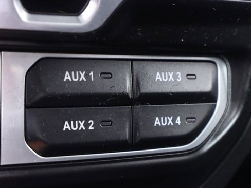 Used 2020 Jeep Gladiator Rubicon image 25