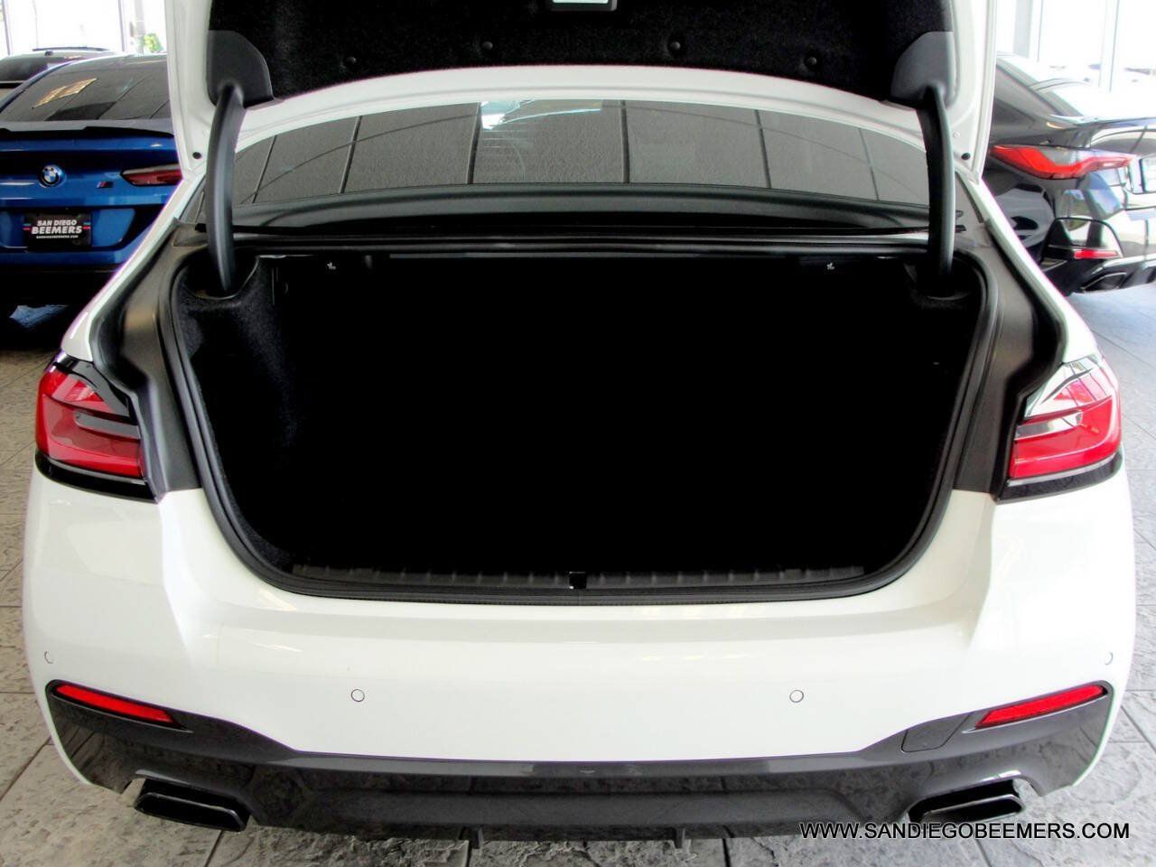 Used 2023 BMW 540i w/ M Sport Package RWD image 73