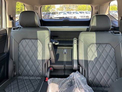 New 2026 Volkswagen Atlas SEL Premium R-Line AWD/4WD image 14