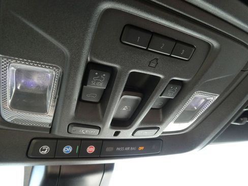 Used 2023 Chevrolet Silverado 2500 High Country w/ Z71 Off-Road Package AWD/4WD image 29