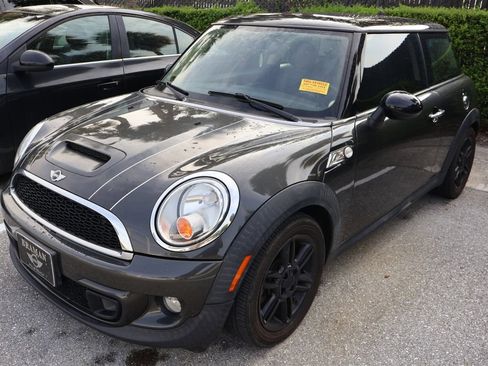 Used 2012 MINI Cooper S FWD image 2