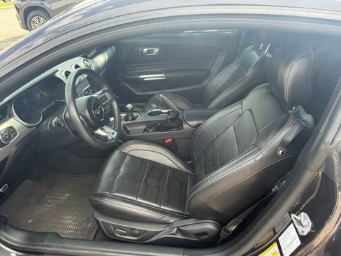 Used 2022 Ford Mustang GT Premium w/ Equipment Group 401A RWD image 9