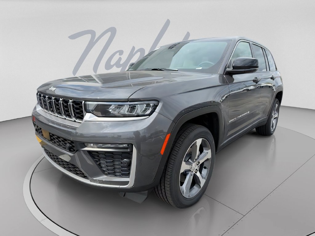 New 2026 Jeep Grand Cherokee Limited w/ Luxury Tech Group II AWD/4WD image 4