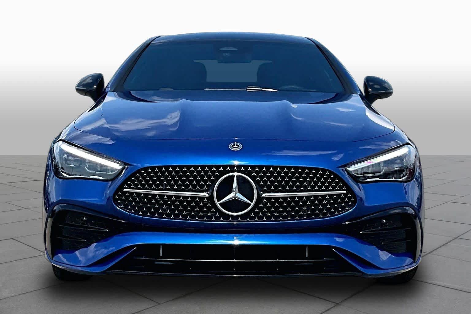 Used 2025 Mercedes-Benz CLE 450 4MATIC Coupe image 4
