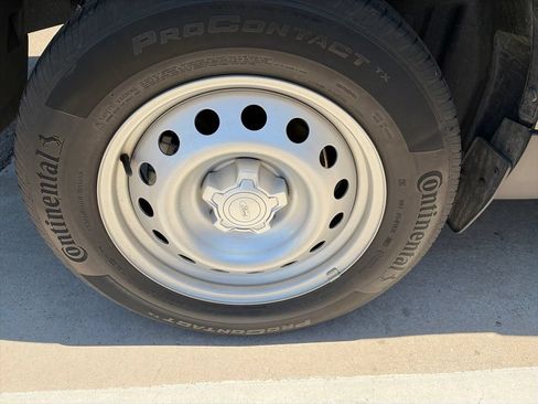 Used 2022 Ford Maverick XL FWD image 12