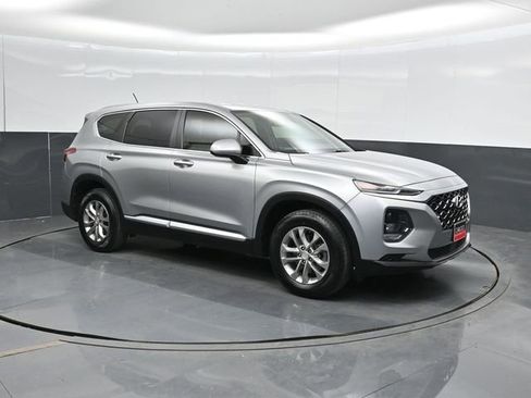 Used 2020 Hyundai Santa Fe SE w/ Cargo Package FWD image 5