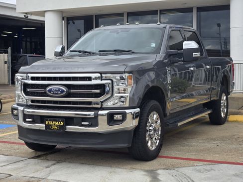 Certified 2022 Ford F250 Lariat w/ Chrome Package image 2