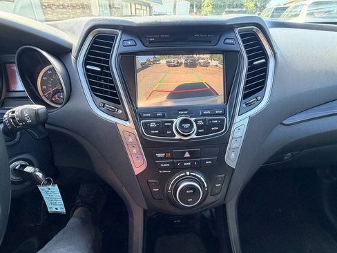 Used 2013 Hyundai Santa Fe GLS AWD/4WD image 7
