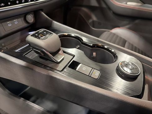 Used 2025 Nissan Rogue SV w/ Rock Creek Premium Package image 28