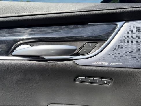 Used 2024 Cadillac XT5 Premium Luxury FWD image 13