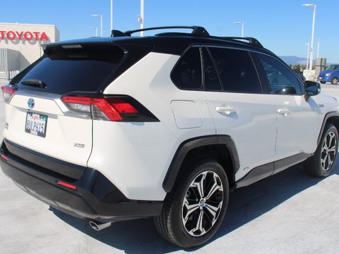 Used 2021 Toyota RAV4 XSE w/ Premium Package AWD/4WD image 3