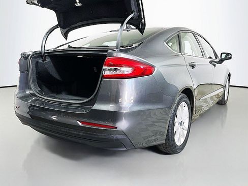 Used 2019 Ford Fusion SE image 23