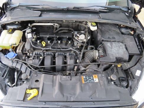 Used 2017 Ford Focus SE image 10