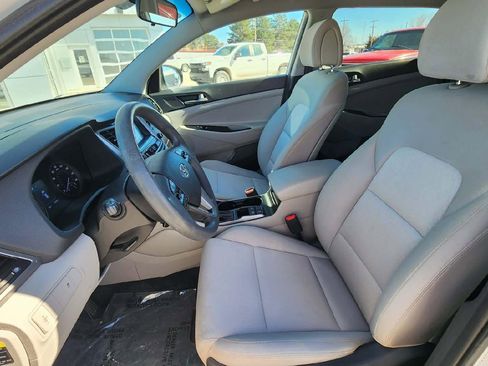 Used 2018 Hyundai Tucson SEL image 9