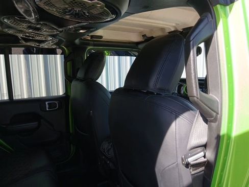 Used 2018 Jeep Wrangler Unlimited Sport S image 26