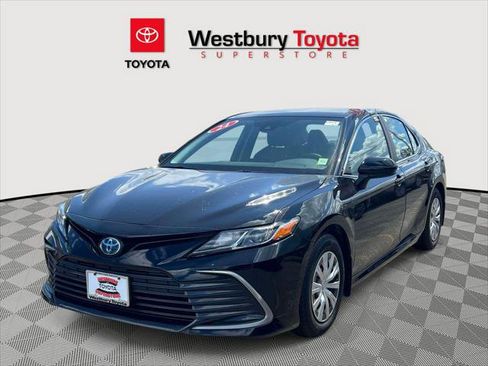 Certified 2024 Toyota Camry LE FWD image 5