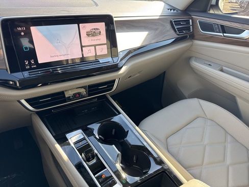 New 2026 Volkswagen Atlas SE FWD image 23