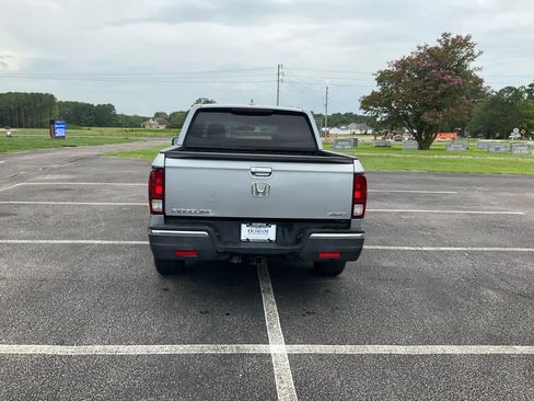 Used 2017 Honda Ridgeline RTL image 8