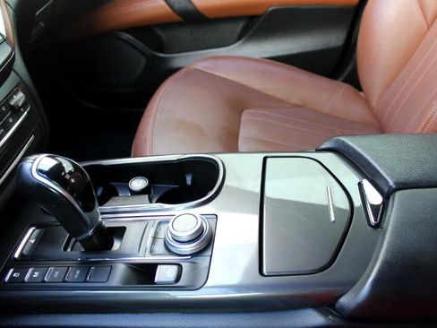 Used 2018 Maserati Ghibli image 29