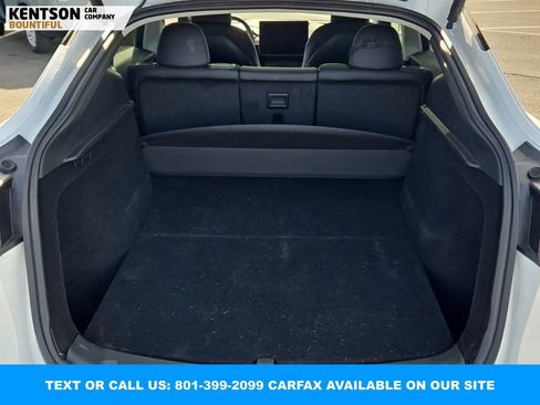 Used 2023 Tesla Model Y Performance image 10