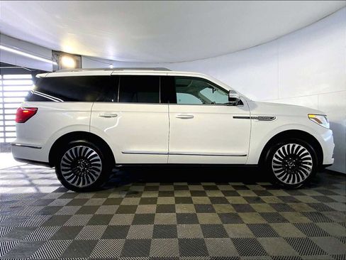 Used 2021 Lincoln Navigator Black Label AWD/4WD image 8