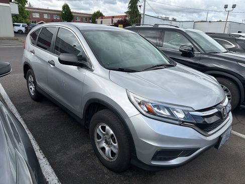 Used 2015 Honda CR-V LX image 3