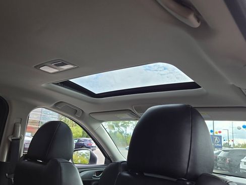 Used 2023 MAZDA CX-9 Touring image 12