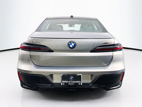 New 2025 BMW i7 xDrive60 image 6