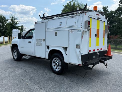 Used 2013 Chevrolet Silverado 3500 W/T RWD image 7