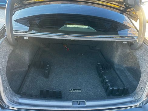 Used 2014 Volkswagen Passat 1.8T SEL Premium image 18