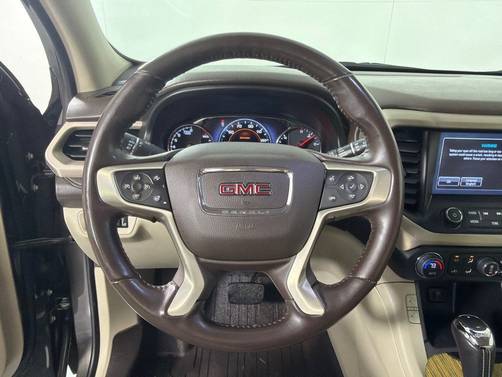 Used 2019 GMC Acadia Denali w/ Technology Package AWD/4WD image 15