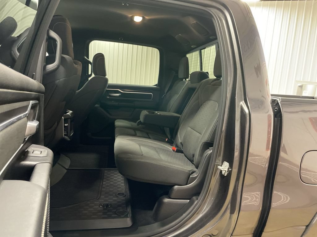 Used 2025 RAM 1500 Big Horn AWD/4WD image 23